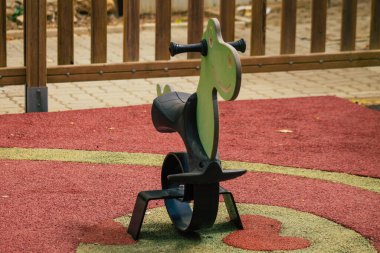 Carmona İspanya 16 Temmuz 2021 'de eski Carmona şehrinde Avrupa' nın Parlak Yıldızı olarak adlandırılan oyun parkında şehir tipik bir dar ve dolambaçlı Arap yerleşimi sergiliyor.