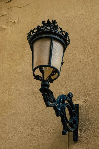 Carmona Spanyolország Július 2021 Utcai Lámpa Keskeny Utcákon Város Carmona — Stock Fotó