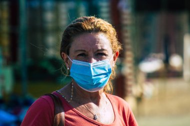 Carmona İspanya 19 Temmuz 2021 Coronavirus salgını sırasında İspanya 'da maske takmak zorunludur.