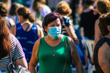 Carmona İspanya 19 Temmuz 2021 Coronavirus salgını sırasında İspanya 'da maske takmak zorunludur.