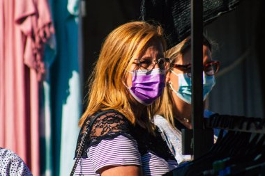 Carmona İspanya 19 Temmuz 2021 Coronavirus salgını sırasında İspanya 'da maske takmak zorunludur.