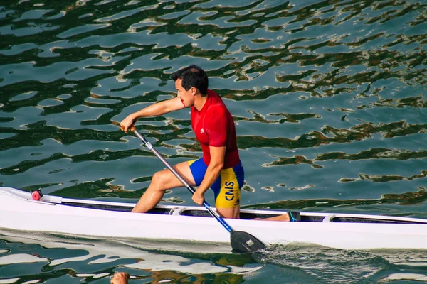 Seville Spain July 2021 Unidentified People Rowing Guadalquivir River Crosses — Zdjęcie stockowe