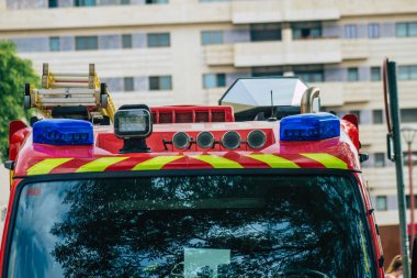 Sevilla İspanya 23 Temmuz 2021 Sevilla İtfaiye Aracı, sembolik bir şehir ve Endülüs Bölgesi 'nin başkenti.