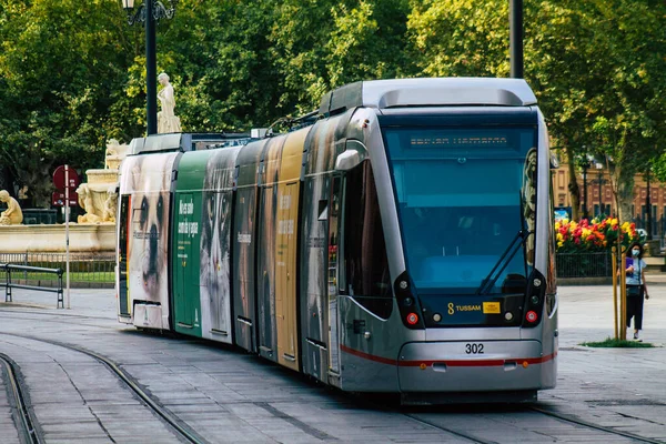 Sevilla España Julio 2021 Moderno Tranvía Eléctrico Para Pasajeros Que — Foto de Stock