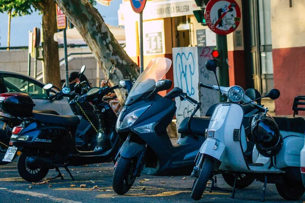 Seville Spain July 2021 Scooters Parked Streets Seville Emblematic City — Stock Photo, Image