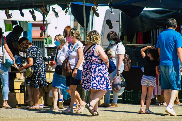 Carmona Spanien Juli 2021 Unbekannte Spanier Mit Mundschutz Kaufen Während — Stockfoto