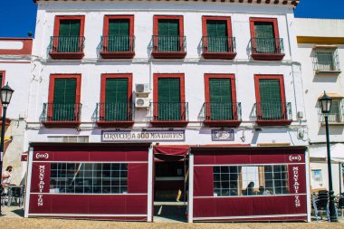 Carmona İspanya 30 Temmuz 2021 Avrupa 'nın Parlak Yıldızı adlı Carmona şehrinde şehir tipik bir dar ve dolambaçlı Arap yerleşimi sergiliyor.