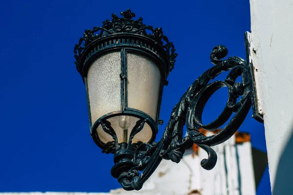 Carmona Spanje Juli 2021 Straatlamp Smalle Straatjes Van Stad Carmona — Stockfoto