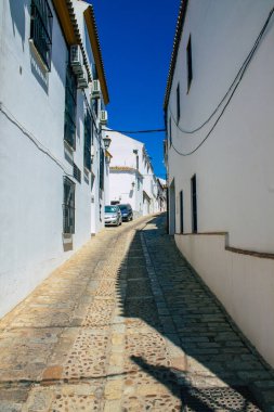 Carmona İspanya 31 Temmuz 2021 Carmona Narrow Caddesi Avrupa 'nın Parlak Yıldızı olarak adlandırılan kasabada, şehir tipik bir dar ve dolambaçlı Arap yerleşimi sergiliyor.