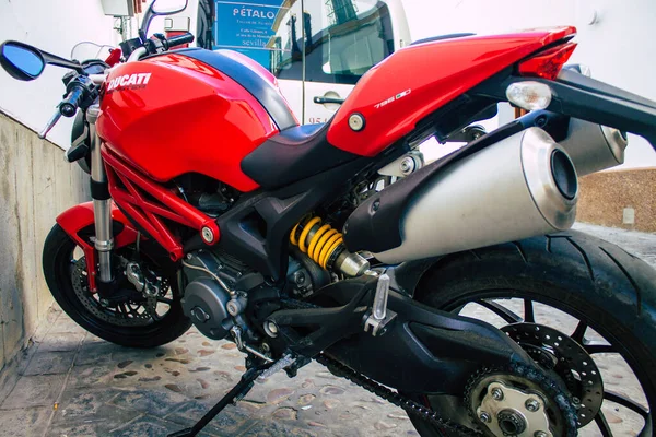 Carmona Espanha Julho 2021 Motocicleta Ducati Monster Estacionada Nas Ruas — Fotografia de Stock