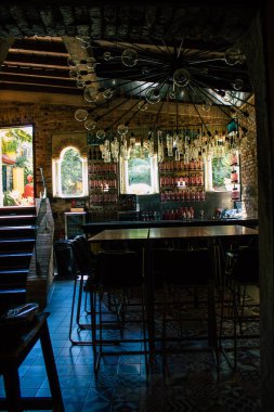 Carmona İspanya 3 Ağustos 2021 Anise Fabrikası Los Hermanos 'un iç görünümü, İspanya' nın en eski damıtımcılarından biri, Carmona 'nın en geleneksel tatları ve 1880 yılından kalma en iyi anason.