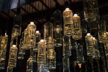 Carmona İspanya 3 Ağustos 2021 Anise Fabrikası Los Hermanos 'un iç görünümü, İspanya' nın en eski damıtımcılarından biri, Carmona 'nın en geleneksel tatları ve 1880 yılından kalma en iyi anason.