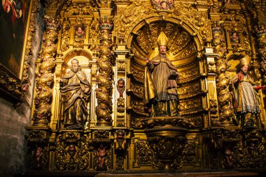 Seville İspanya 10 Ağustos 2021 Santa Maria de Sevilla 'daki Aziz Metropolitan ve Patriksel Katedrali dünyanın en büyük Gotik katedrali.