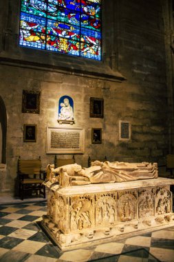 Seville İspanya 10 Ağustos 2021 Santa Maria de Sevilla 'daki Aziz Metropolitan ve Patriksel Katedrali dünyanın en büyük Gotik katedrali.