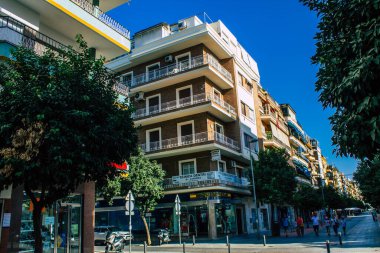 Seville İspanya 10 Ağustos 2021 İspanya 'nın güneyindeki Endülüs Bölgesi' nin başkenti ve sembolik bir şehir olan Sevilla sokaklarında bir binanın cephesi.