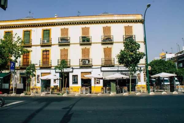 Σεβίλλη Ισπανία Αυγούστου 2021 Πρόσοψη Κτιρίου Στους Δρόμους Της Σεβίλλης — Φωτογραφία Αρχείου