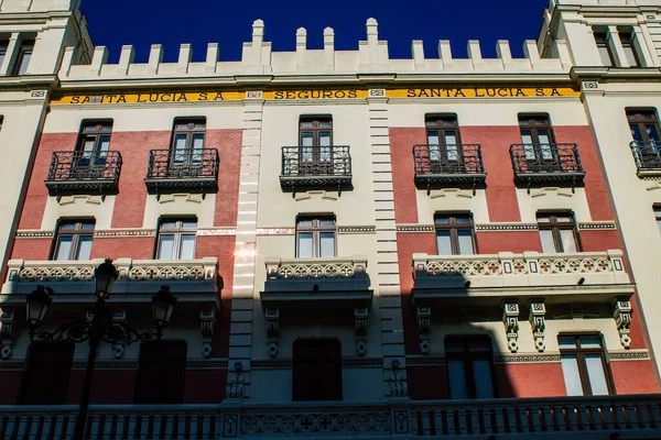 Sevilla Automatische Übersetzung Spanien August 2021 Fassade Eines Gebäudes Den — Stockfoto