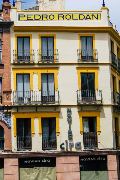 Sevilla Automatische Übersetzung Spanien August 2021 Fassade Eines Gebäudes Den — Stockfoto