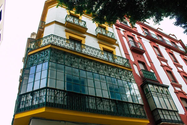 Sevilla Automatische Übersetzung Spanien August 2021 Fassade Eines Gebäudes Den — Stockfoto