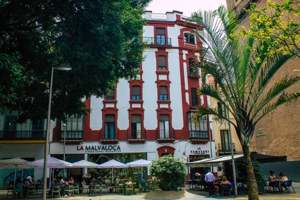 Sevilla Automatische Übersetzung Spanien August 2021 Fassade Eines Gebäudes Den — Stockfoto