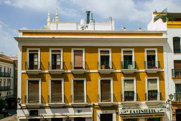 Sevilla Španělsko Srpna 2021 Fasáda Budovy Ulicích Sevilly Symbolického Města — Stock fotografie