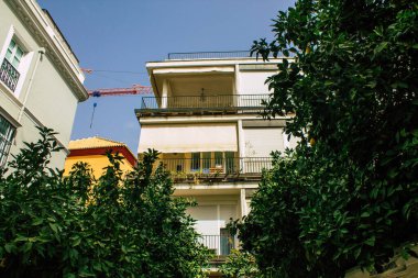Seville İspanya 10 Ağustos 2021 İspanya 'nın güneyindeki Endülüs Bölgesi' nin başkenti ve sembolik bir şehir olan Sevilla sokaklarında bir binanın cephesi.
