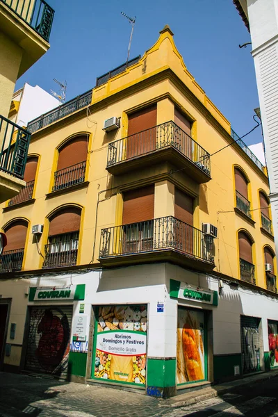 Sevilla Automatische Übersetzung Spanien August 2021 Fassade Eines Gebäudes Den — Stockfoto