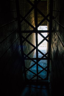 Seville İspanya 11 Ağustos 2021 La Giralda Çanları, Büyük Almohad Camii 'nin eski minaresi ve Sevilla Katedrali' nin bir parçası.