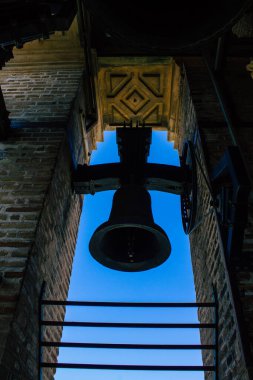 Seville İspanya 11 Ağustos 2021 La Giralda Çanları, Büyük Almohad Camii 'nin eski minaresi ve Sevilla Katedrali' nin bir parçası.