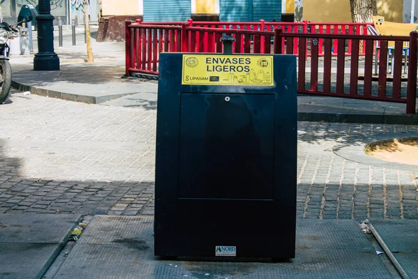 Sevilla España Agosto 2021 Contenedor Basura Las Calles Sevilla Una —  Fotos de Stock