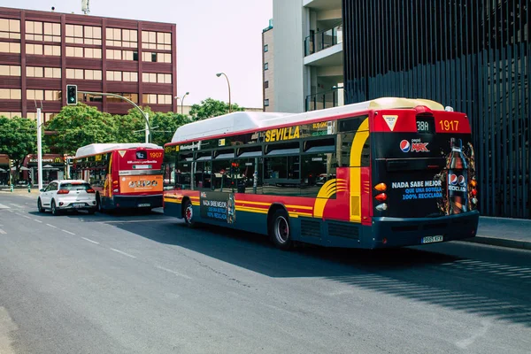 Sevilla España Agosto 2021 Autobús Que Circula Por Las Calles —  Fotos de Stock