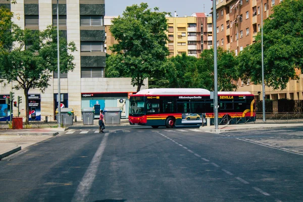 Séville Espagne Août 2021 Bus Circulant Dans Les Rues Séville — Photo