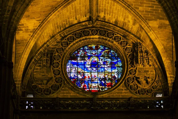 Sevilha Espanha Agosto 2021 Vidro Manchado Dentro Catedral Metropolitana Patriarcal — Fotografia de Stock