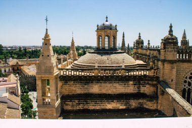 Seville İspanya 10 Ağustos 2021 Sevilla Metropolitan ve Patriksel Katedrali dünyanın en büyük Gotik katedralidir.