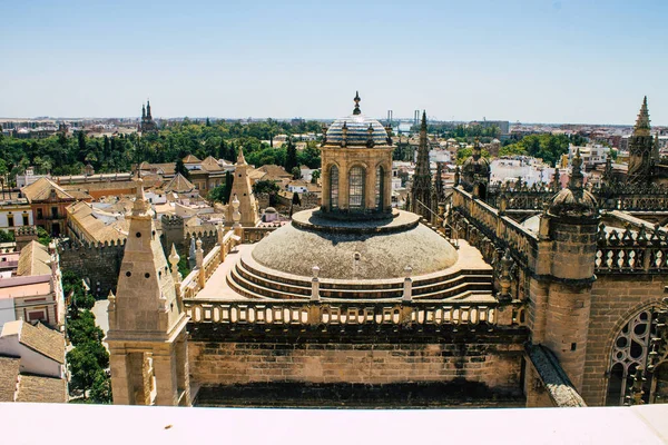 Seville İspanya 10 Ağustos 2021 Sevilla Metropolitan ve Patriksel Katedrali dünyanın en büyük Gotik katedralidir.