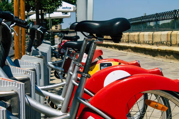 Séville Espagne Août 2021 Location Vélos Accessibles Pour Courtes Périodes — Photo