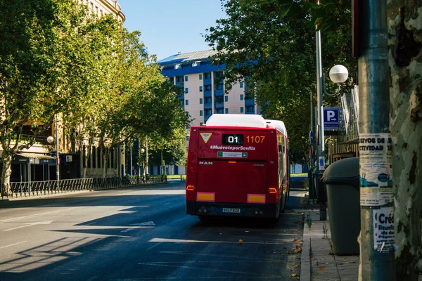 Sevilla España Agosto 2021 Autobús Que Circula Por Las Calles — Foto de Stock