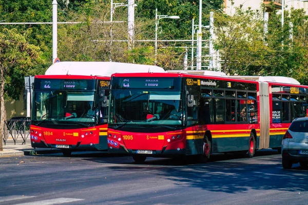 Sevilha Espanha Agosto 2021 Ônibus Pelas Ruas Sevilha Durante Surto — Fotografia de Stock