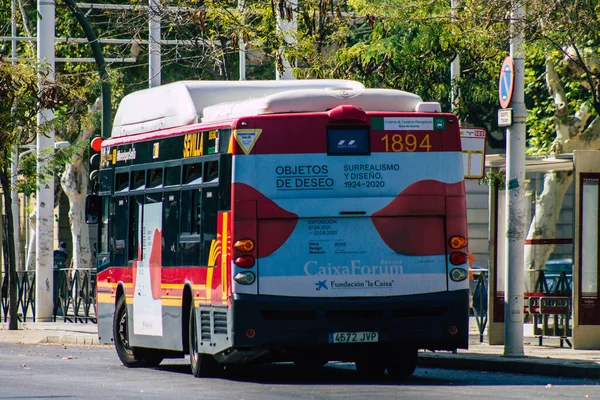 Sevilla España Agosto 2021 Autobús Que Circula Por Las Calles —  Fotos de Stock