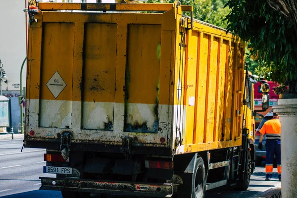 Seville Spain August 2021 Garbage Truck Driving Streets Seville Emblematic — Stock Photo, Image