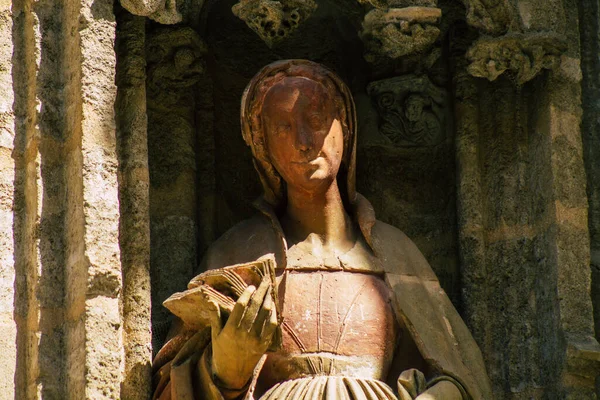 Sevilla España Agosto 2021 Estatua Fachada Catedral San Metropolitana Patriarcal — Foto de Stock