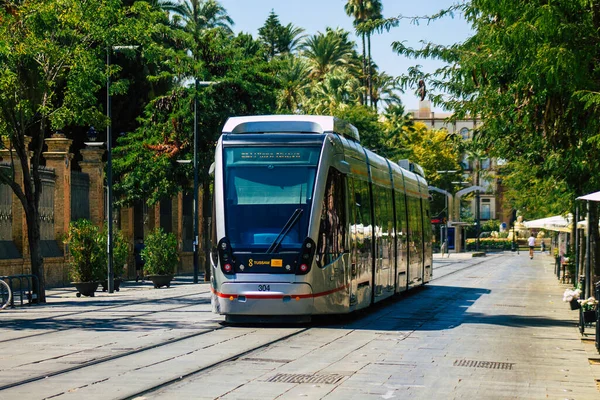 Sevilla España Agosto 2021 Moderno Tranvía Eléctrico Para Pasajeros Que — Foto de Stock