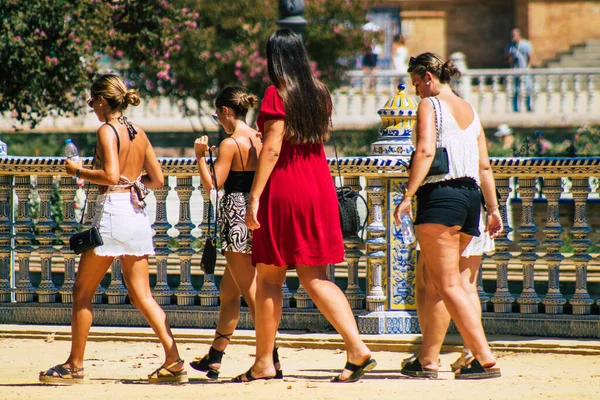 Sevilha Espanha Agosto 2021 Turistas Visitam Parque Maria Luisa Primeiro — Fotografia de Stock