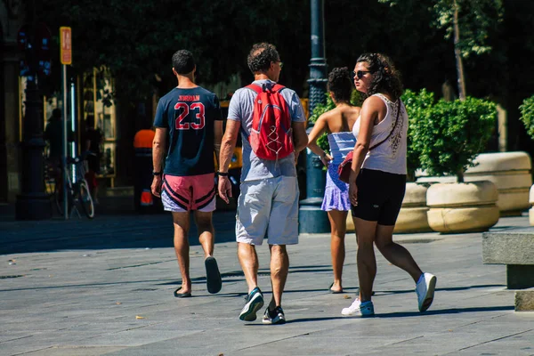 Sevilla Španělsko Srpna 2021 Procházka Chodci Ulicích Sevilly Během Epidemie — Stock fotografie