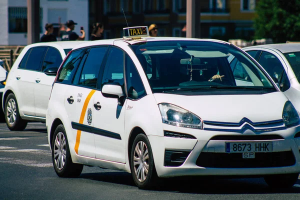 Seville Spain September 2021 Taxi Driving Streets Seville Coronavirus Outbreak — Stock Photo, Image