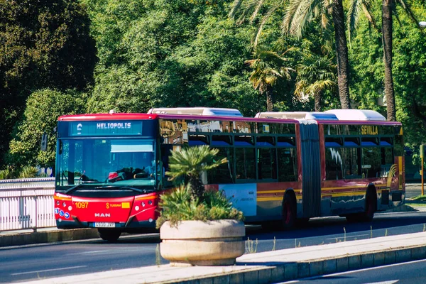 Севілья Іспанія Вересня 2021 Року Автобус Проїхав Вулицями Севільї Під — стокове фото