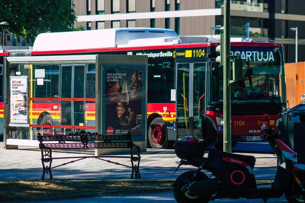 Севилья Испания Сентября 2021 Автобус Проезжающий Улицам Севильи Время Вспышки — стоковое фото