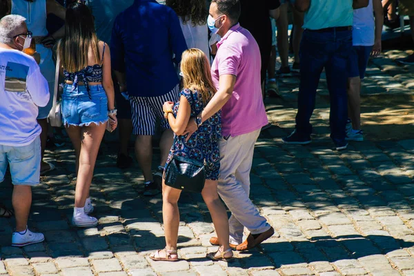 Sevilha Espanha Setembro 2021 Pedestres Andando Rua Durante Surto Coronavírus — Fotografia de Stock