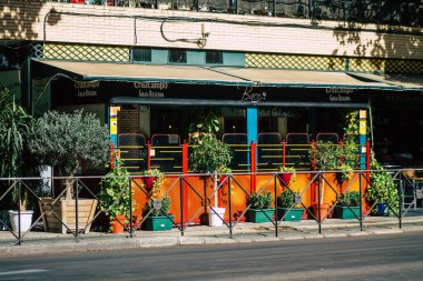 Seville İspanya 4 Eylül 2021 İspanya 'nın güneyinde, sembolik şehir ve Endülüs Bölgesi' nin başkenti Sevilla şehrinde yer alan bina.