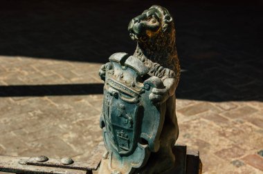 Sevilla İspanya 4 Eylül 2021 Sevilla Alcazar ve bahçeleri Müslüman döneminden kalma güçlendirilmiş bir saray. İspanya 'daki Mudejar mimarisinin en parlak örneği olarak kabul ediliyor.